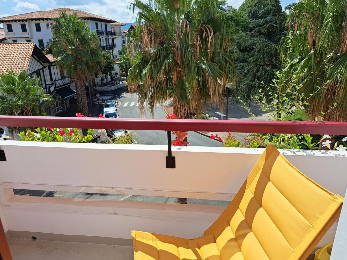 Superbe T3 Au Centre .parking Appartement Hendaye