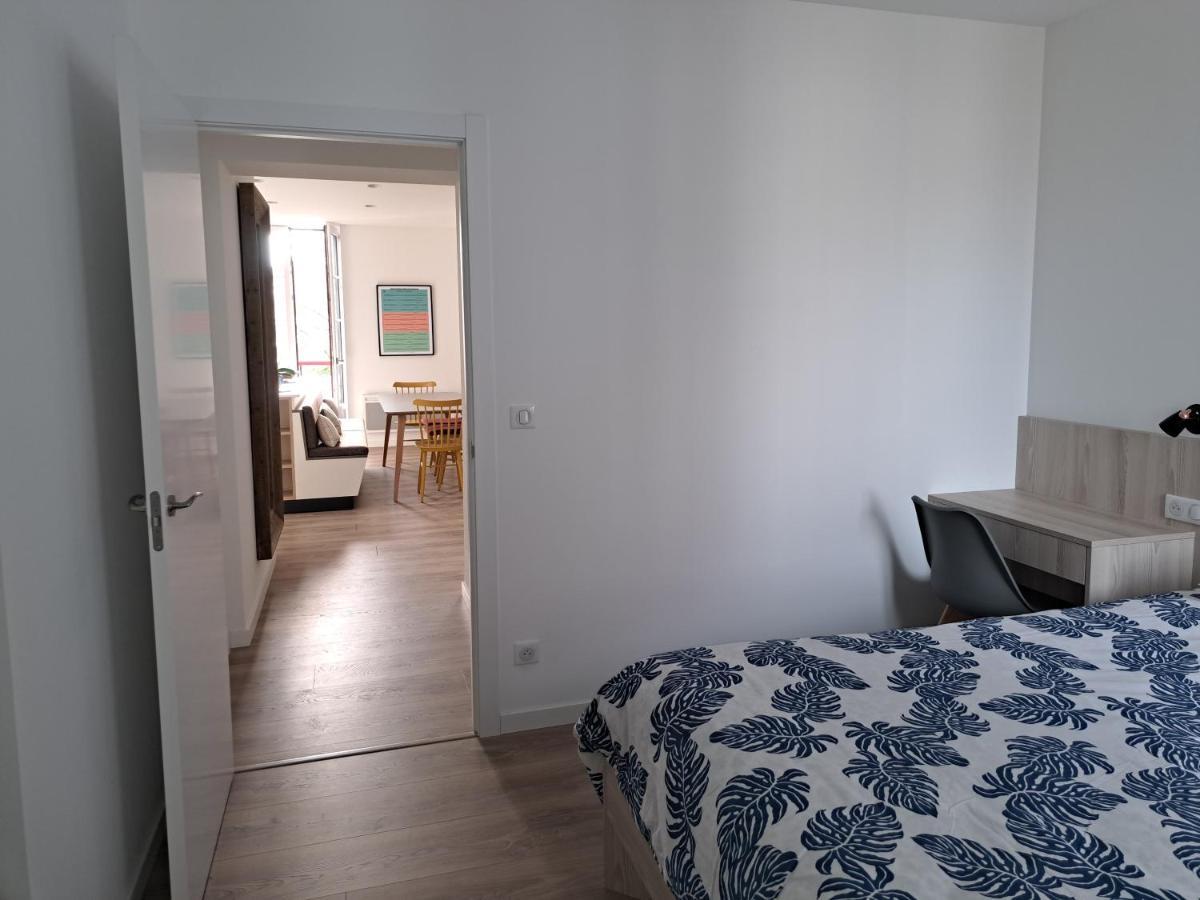 Appartement Superbe T3 Au Centre .parking *